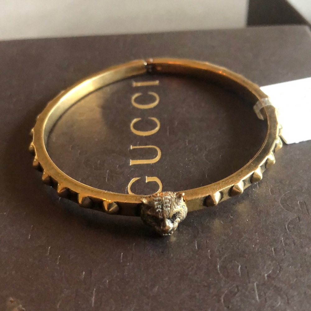Gucci bracelet